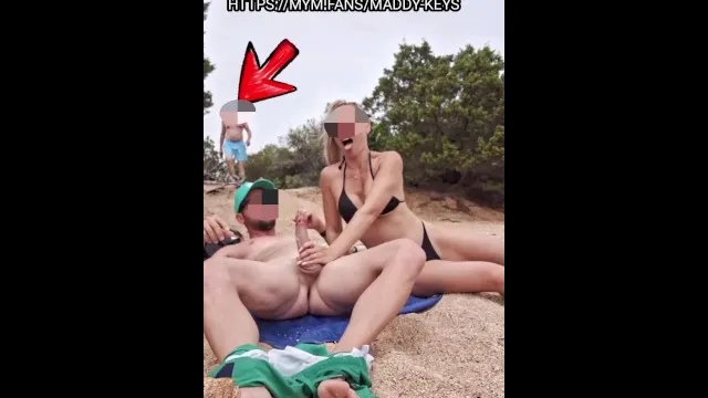 Maddy Keys shares her holidays fuck with sexfriends &excl; 11 sextapes &excl; Anal and risky public sex